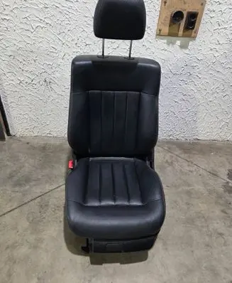 Mercedes-Benz E AMG W212 Front driver seat