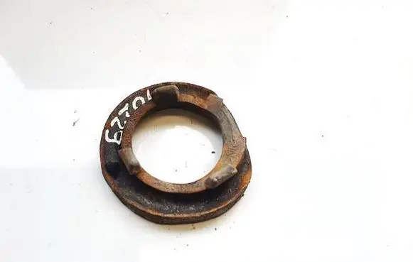Toyota Yaris Front coil spring rubber mount 