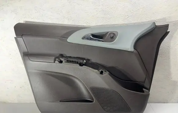 Opel Meriva B Front door card panel trim 466229783 67434