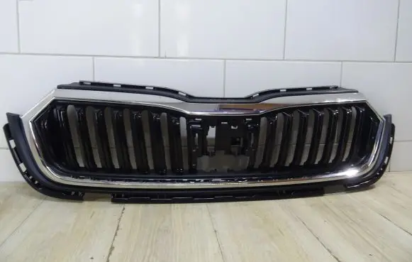 Skoda Octavia Mk4 Front bumper upper radiator grill OVTAVIA