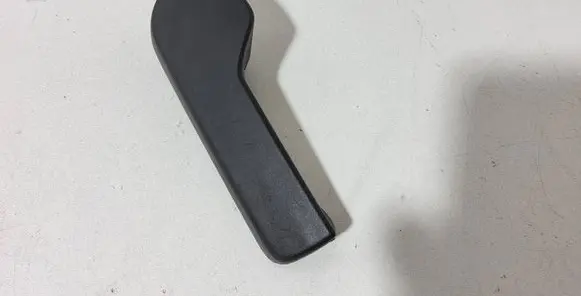 Volkswagen Tiguan Engine bonnet (hood) release handle 1J1823533C