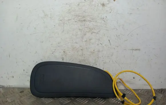Mitsubishi Eclipse Cross Seat airbag