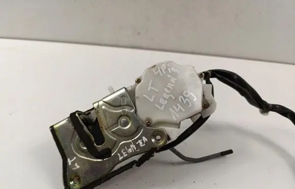 Honda Legend III KA9 Rear door lock