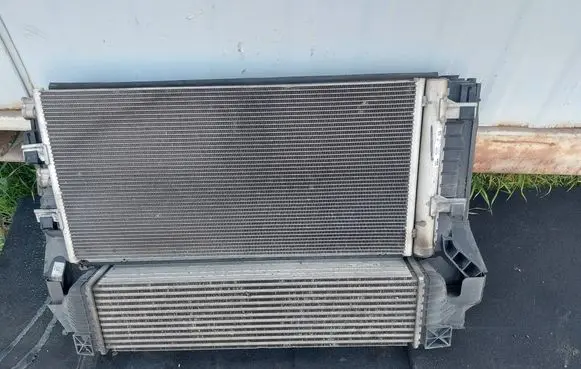 Coolant radiator