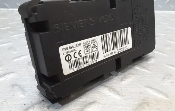 Citroen C5 Engine control unit/module ECU 9664919880 S126064005C