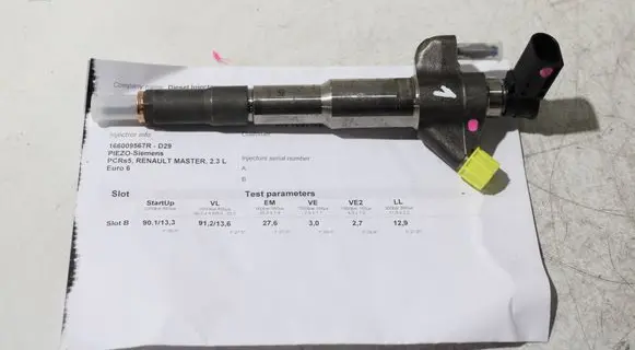 Renault Master III Fuel injector 166009567R