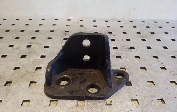 KIA Soul Engine mounting bracket