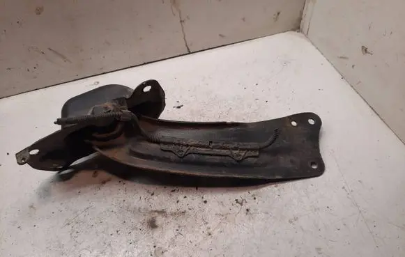 Volkswagen PASSAT B6 Rear upper control arm/wishbone 3C0505226A