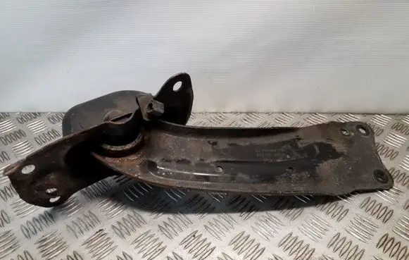 Volkswagen PASSAT B7 Rear control arm 3C0505226B