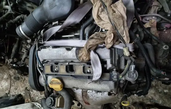 Opel Zafira A Engine