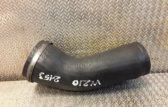 Mercedes-Benz E W210 Intercooler hose/pipe 2105281082