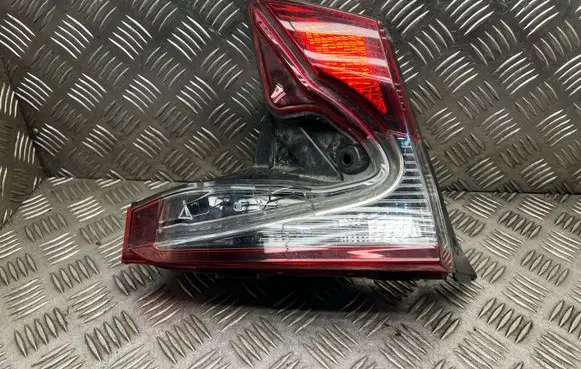 Toyota C-HR I Tailgate rear/tail lights 81590F4120