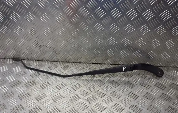 Renault Megane II Front wiper blade arm