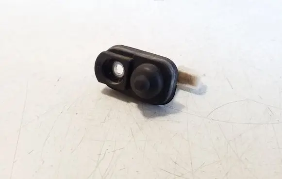 Suzuki Grand Vitara II Rear door sensor 