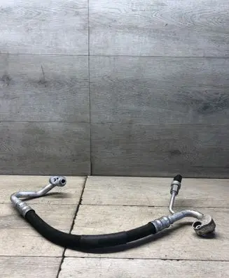 Volkswagen Golf Plus Air conditioning (A/C) pipe/hose 1K0820721CA