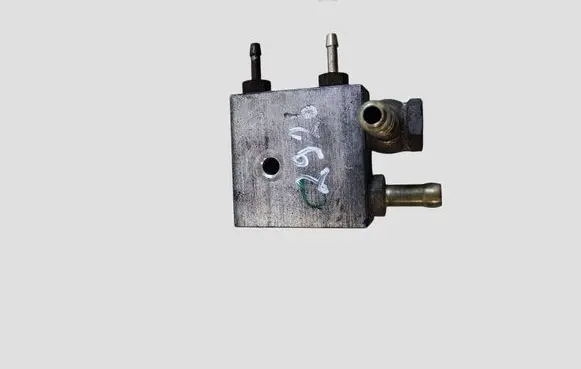 Jeep Cherokee KJ Fuel distributor