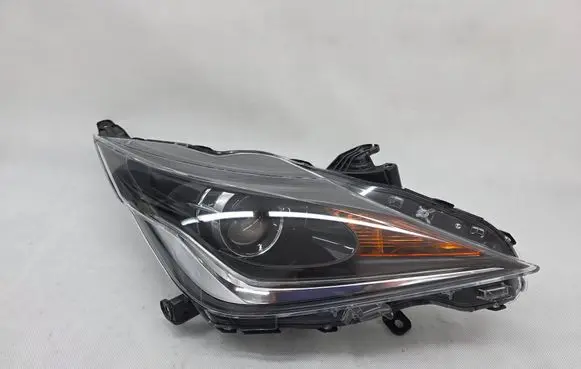 Toyota Aygo AB40 Headlight/headlamp 0H-17 SP0H-17