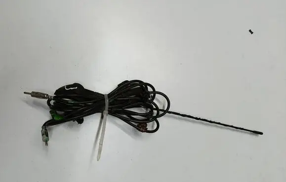 Suzuki SX4 Aerial GPS antenna