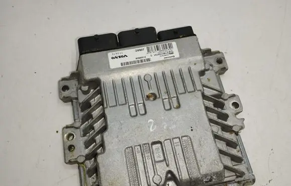 Volvo S60 Engine control unit/module 31336908 S180134101C