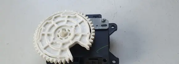 Toyota Yaris A/C air flow flap actuator/motor 