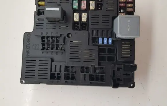 Volvo S90, V90 Fuse module 31473570