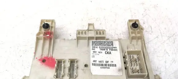 Ford Focus C-MAX Fuse module 6M5T14014CKA 5K86145 6M5T14014