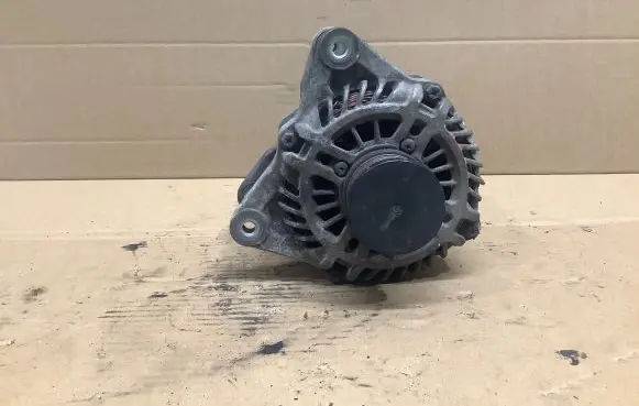 Nissan Qashqai Generator/alternator 23100JD200