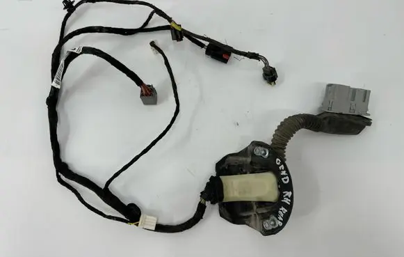 Jeep Grand Cherokee Rear door wiring loom P68136762AD 71844230