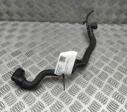 Engine coolant pipe/hose