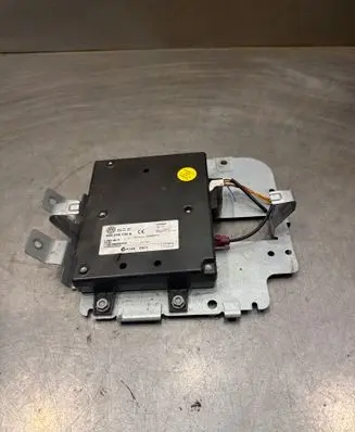 Volkswagen PASSAT CC Bluetooth control unit module 5N0035730B 00233D0571F0 N136Z571