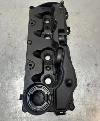 Volkswagen PASSAT B7 Rocker cam cover 03L103469