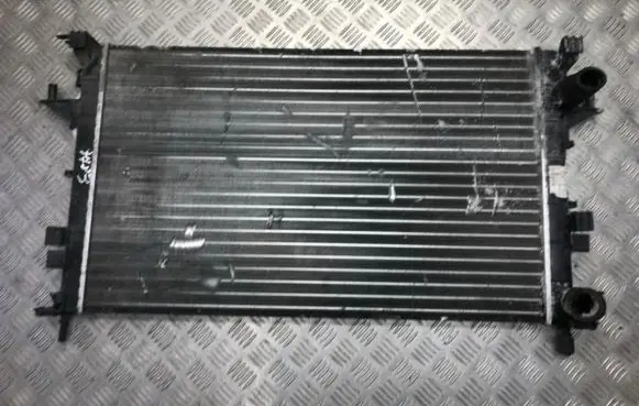 Renault Laguna II Coolant radiator