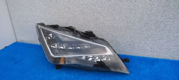 Seat Leon (5F) Headlight/headlamp 5F1941008B
