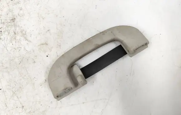 Rear interior roof grab handle