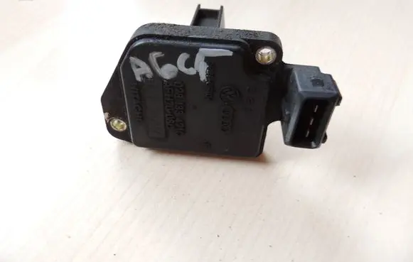 Audi A6 S6 C5 4B Mass air flow meter 078133471c 0130881820