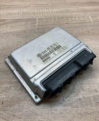 Audi A4 S4 B5 8D Engine control unit/module ECU 8D0907557S 0261204183