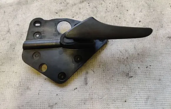 Mercedes-Benz Vito Viano W639 Front door interior handle ZGSA0261 ZGSA0961