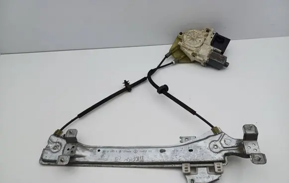 Renault Megane III Rear door window regulator with motor 0130822331 827200003