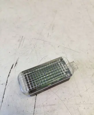 Audi A1 Front seat light 4E0947415