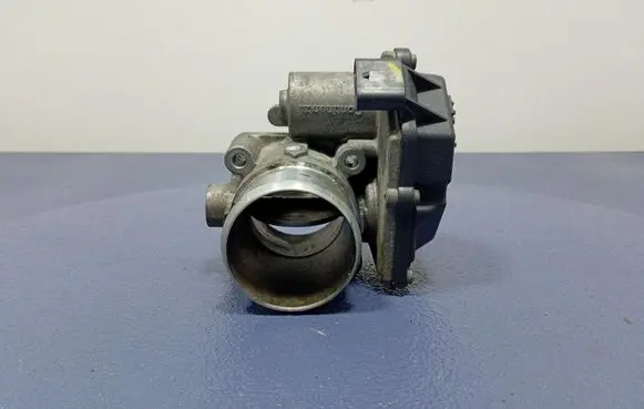 KIA Sportage Throttle body valve 351002A900