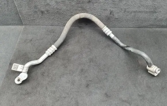Audi A4 S4 B8 8K Air conditioning (A/C) pipe/hose 8T0260701H