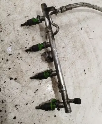 Mercedes-Benz C W203 Fuel injection system set 21104