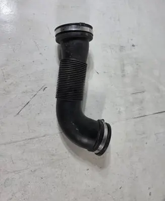 Opel Astra J Air intake hose/pipe 13254633