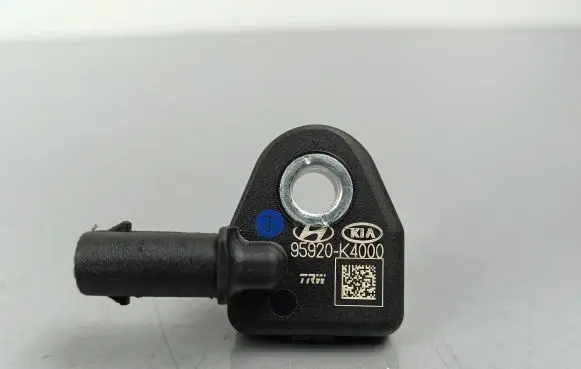 Hyundai Kona I Airbag deployment crash/impact sensor 95920K4000