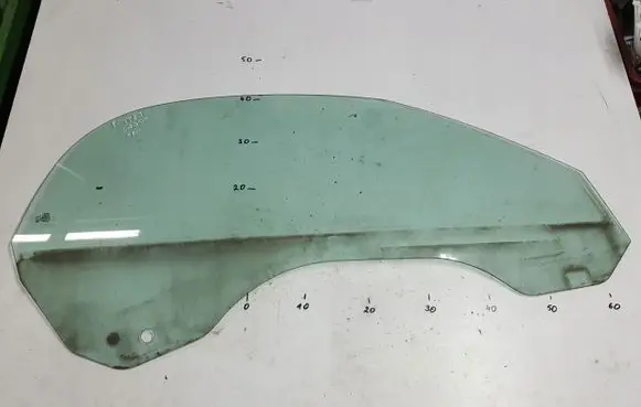 Audi TT TTS Mk2 Sliding door window/glass 