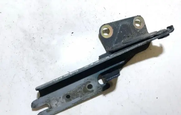 Mazda 626 Engine bonnet/hood hinges