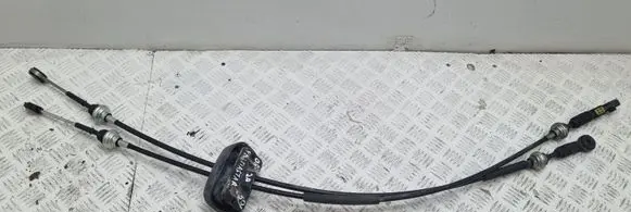 Gear shift cable linkage