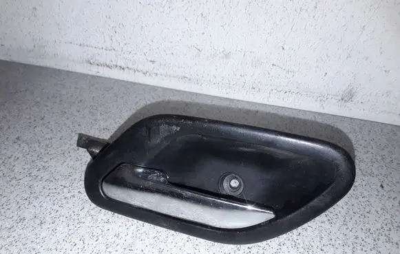 BMW 5 E39 Front door interior handle 8226049