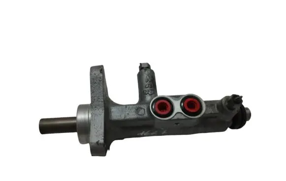 Mercedes-Benz SLK R172 Master brake cylinder 05DW1H