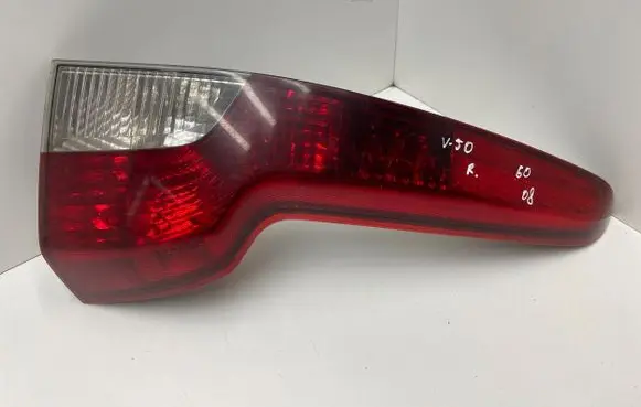 Volvo V50 Rear/tail lights 30744542 P1007V50DXX 2716020